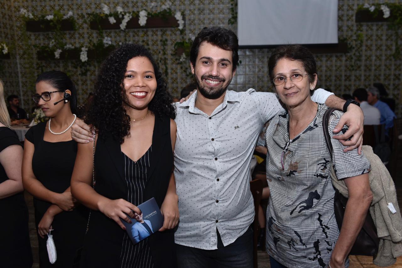 Elisa Cunha, André Almeida e Carla Ramos      