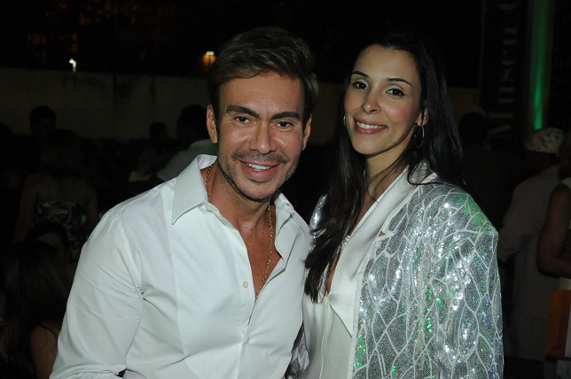 Carlos Rodeiro e Gabriella Negromonte
