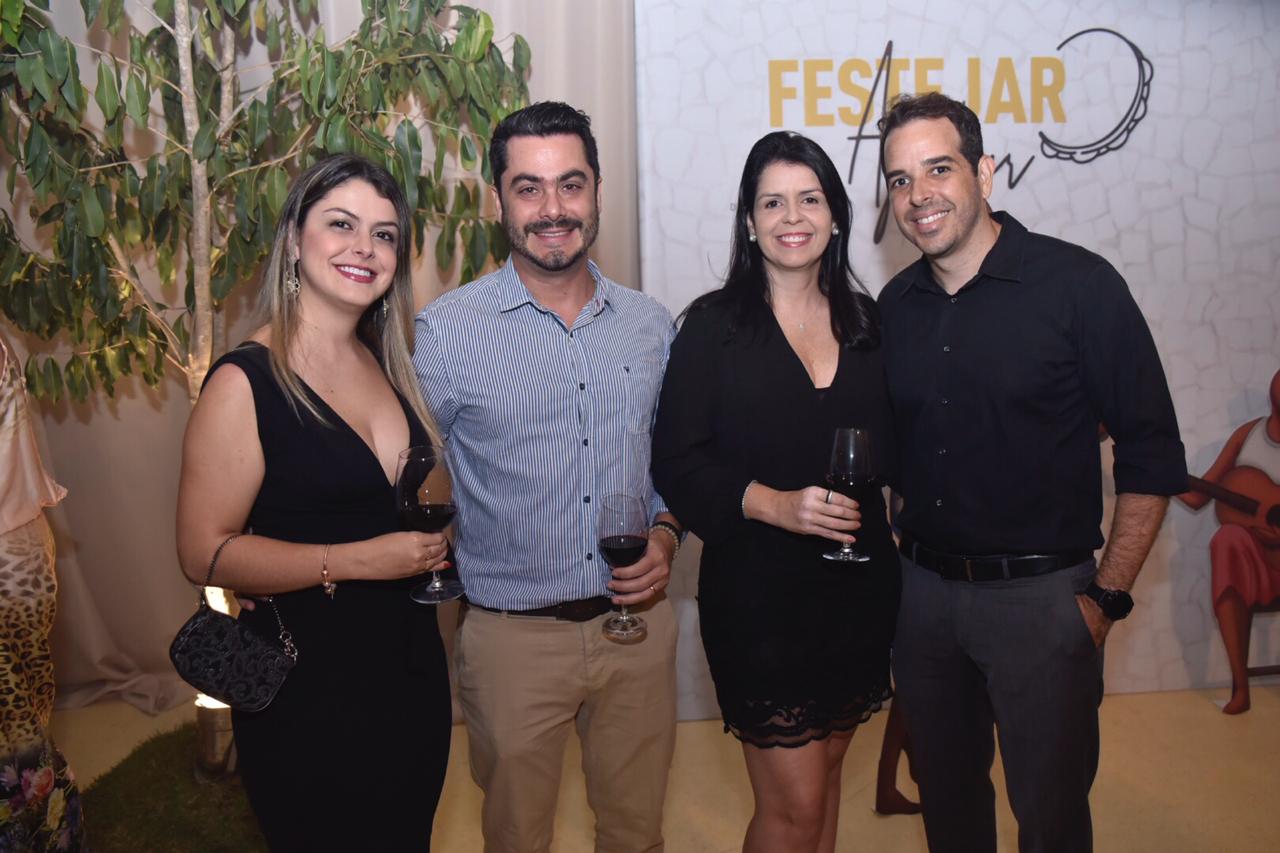 Candice Castro, Gustavo Almeida, Manuela D´Almeida e Fernando Braga D´Almeida                         