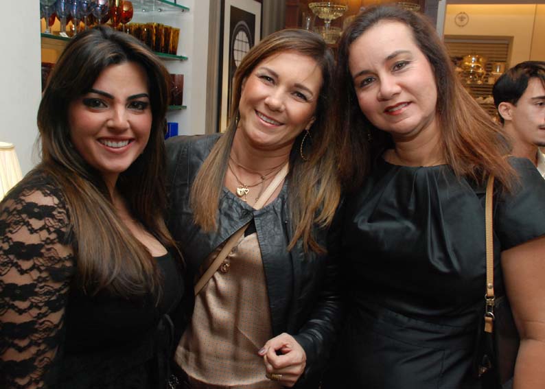 Daniela Lopes, Adelia Estevez e Claudia Lopes