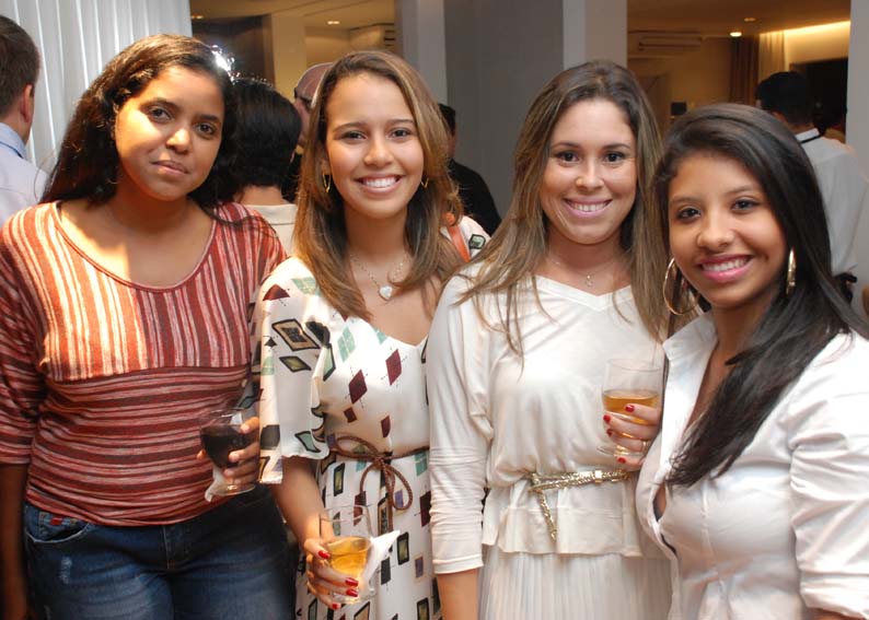Karine M., Gabriela Maltez, Vanessa Monteiro e Thaty Andrade