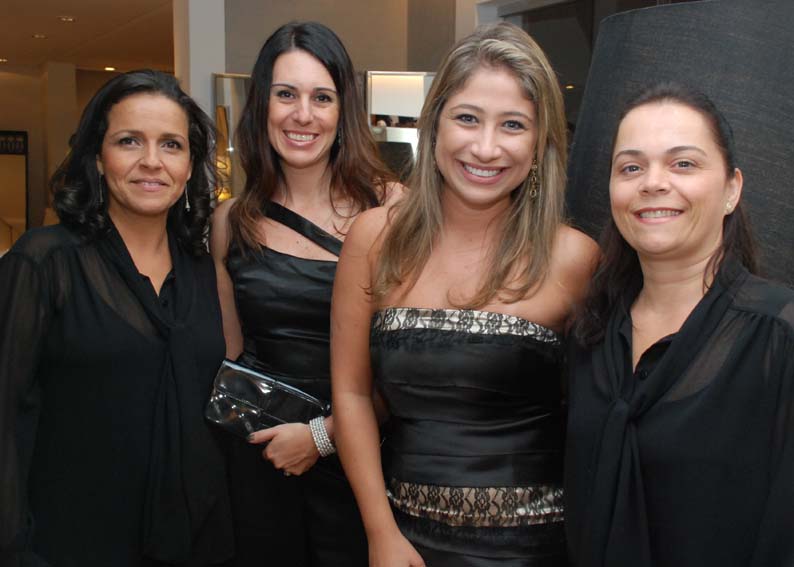 Carla Vieira, Cris Teixeira, Renata Lopes e Rita Costa