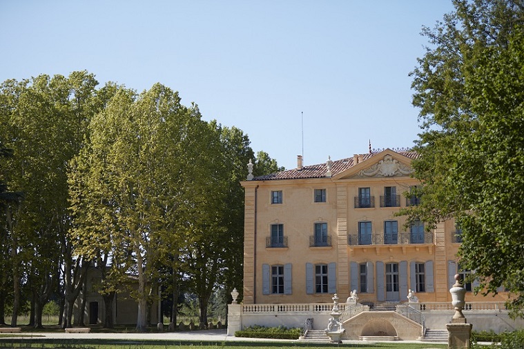 Château de Fonscolombe encanta visitantes da Provence