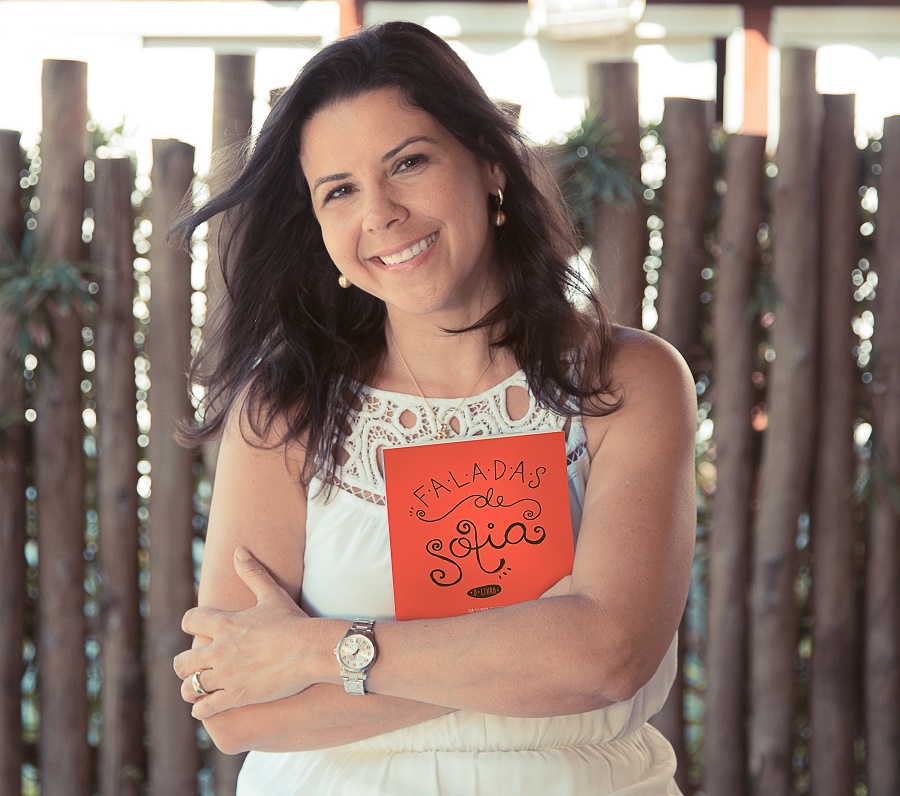 Silvana Oliveira lança o livro Faladas de Sofia
