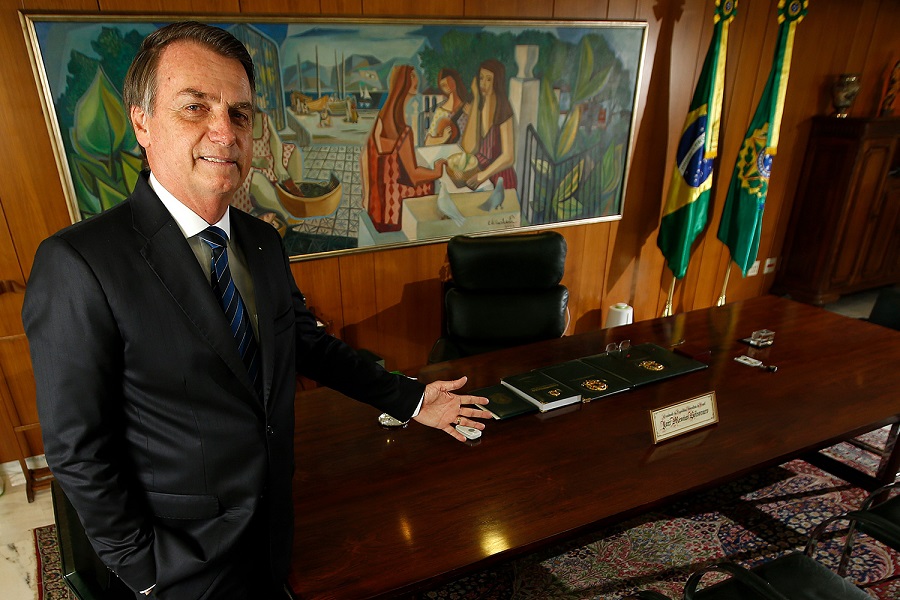 Cirurgia de Bolsonaro é concluída após cinco horas