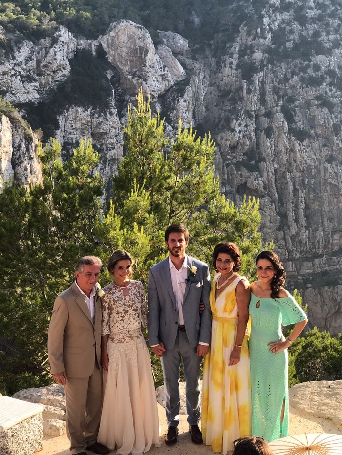 Rafaela Meccia e Bruno Lopes se casam em Ibiza
