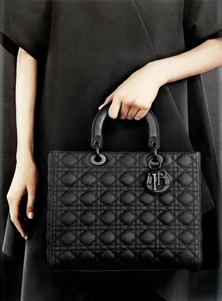 Conheça a nova versão das it bags Dior