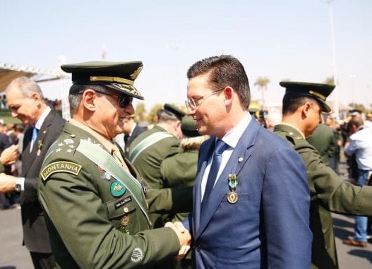 João Roma recebeu homenagem do Exército Brasileiro em Brasília