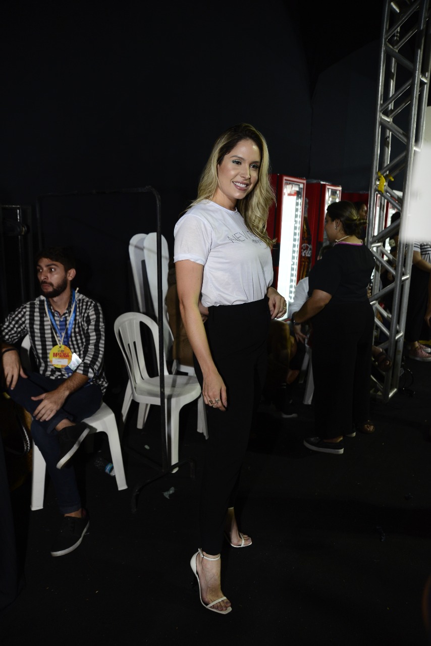 Thyane Dantas, esposa de Wesley Safadão, realiza ação social no DFB Festival 